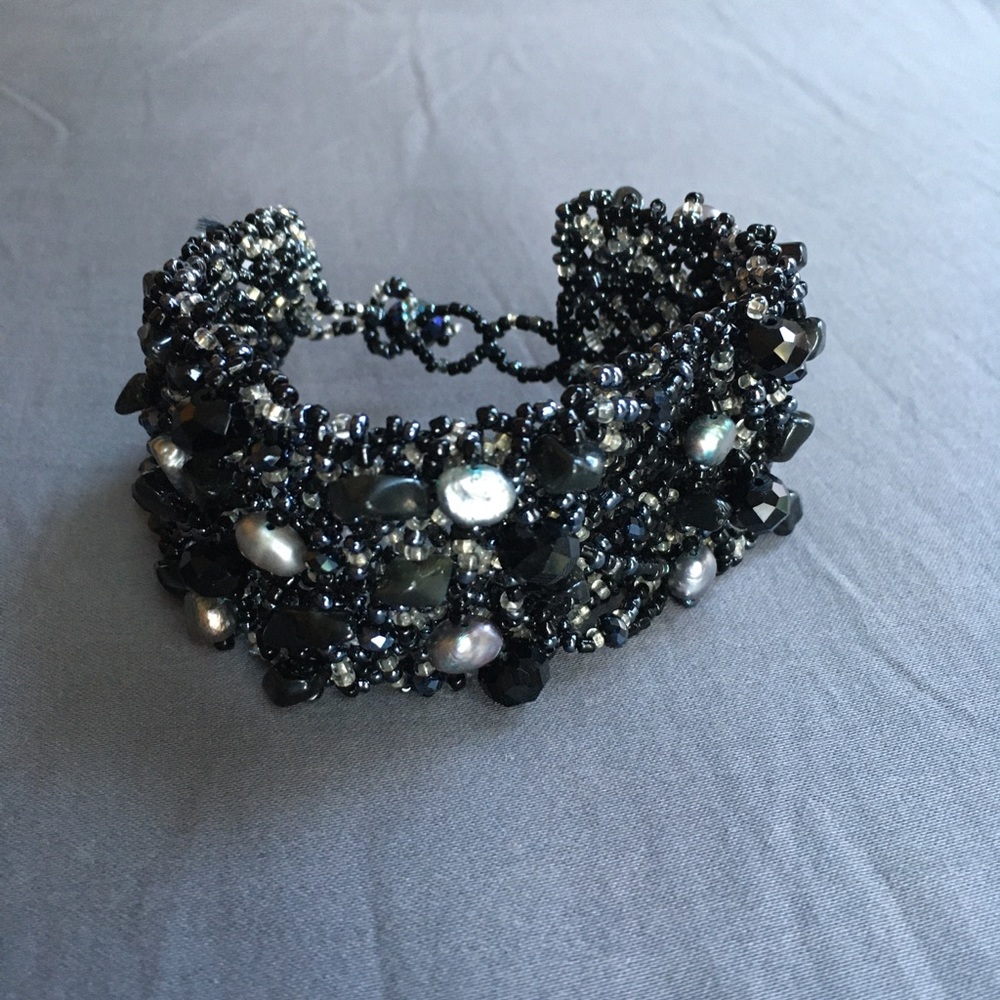 Crystal dark bracelet